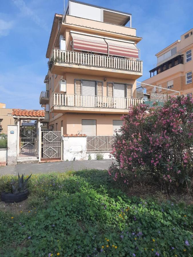 דירות לידו די אוסטיה Nerea House מראה חיצוני תמונה